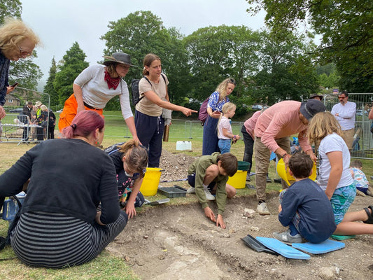 Digging Into Community: Archaeodiscovery at the Bevendean Farm Green Project